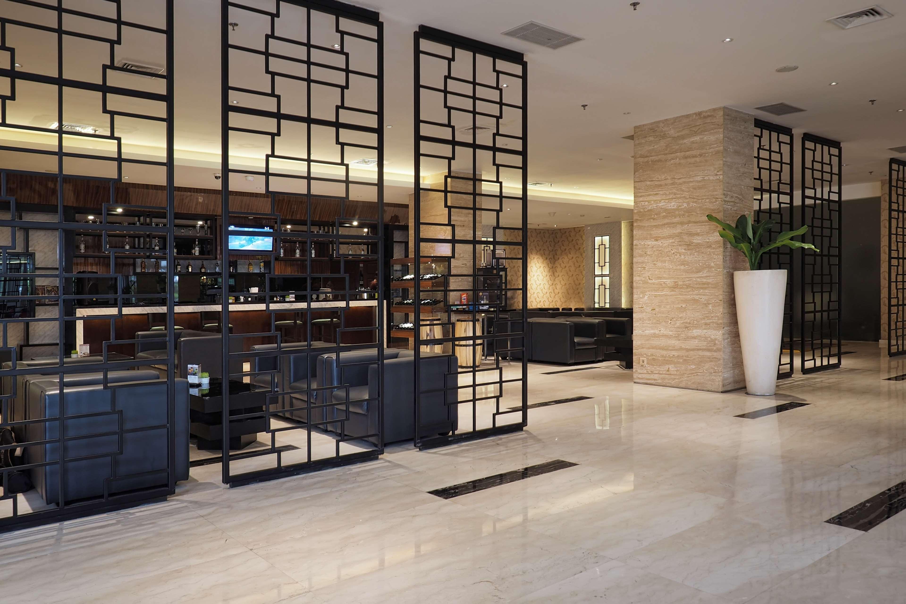 Grand Mercure Solo Baru Exterior photo
