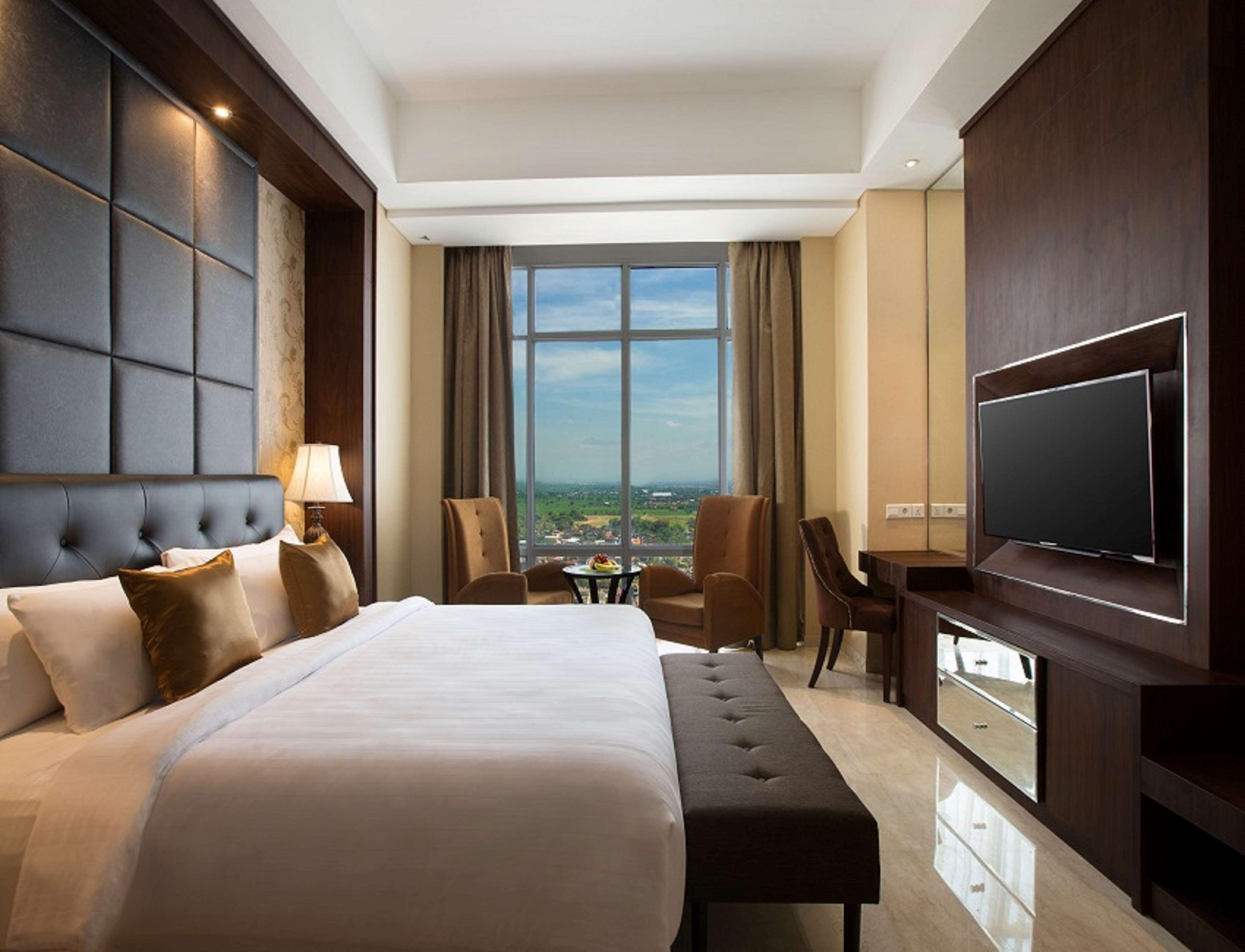 Grand Mercure Solo Baru Exterior photo