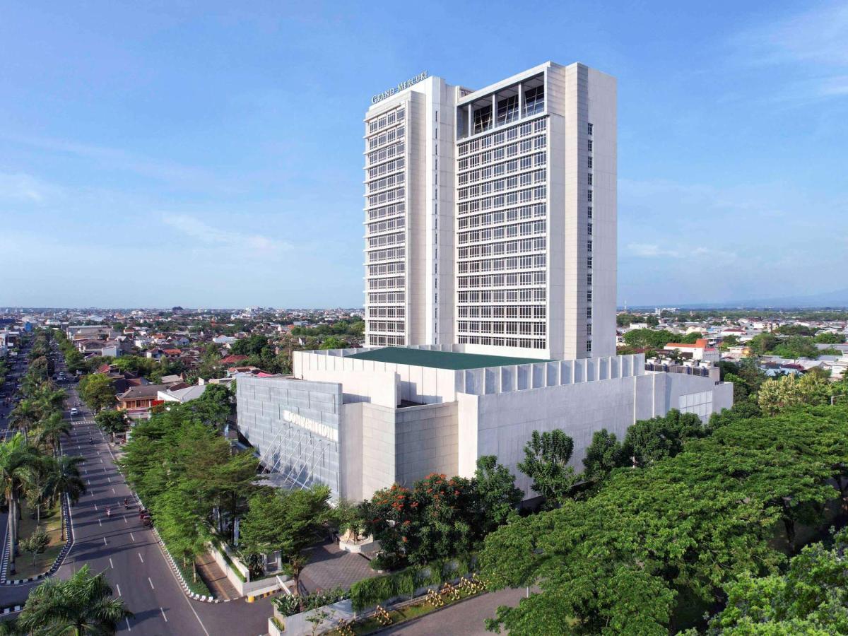 Grand Mercure Solo Baru Exterior photo