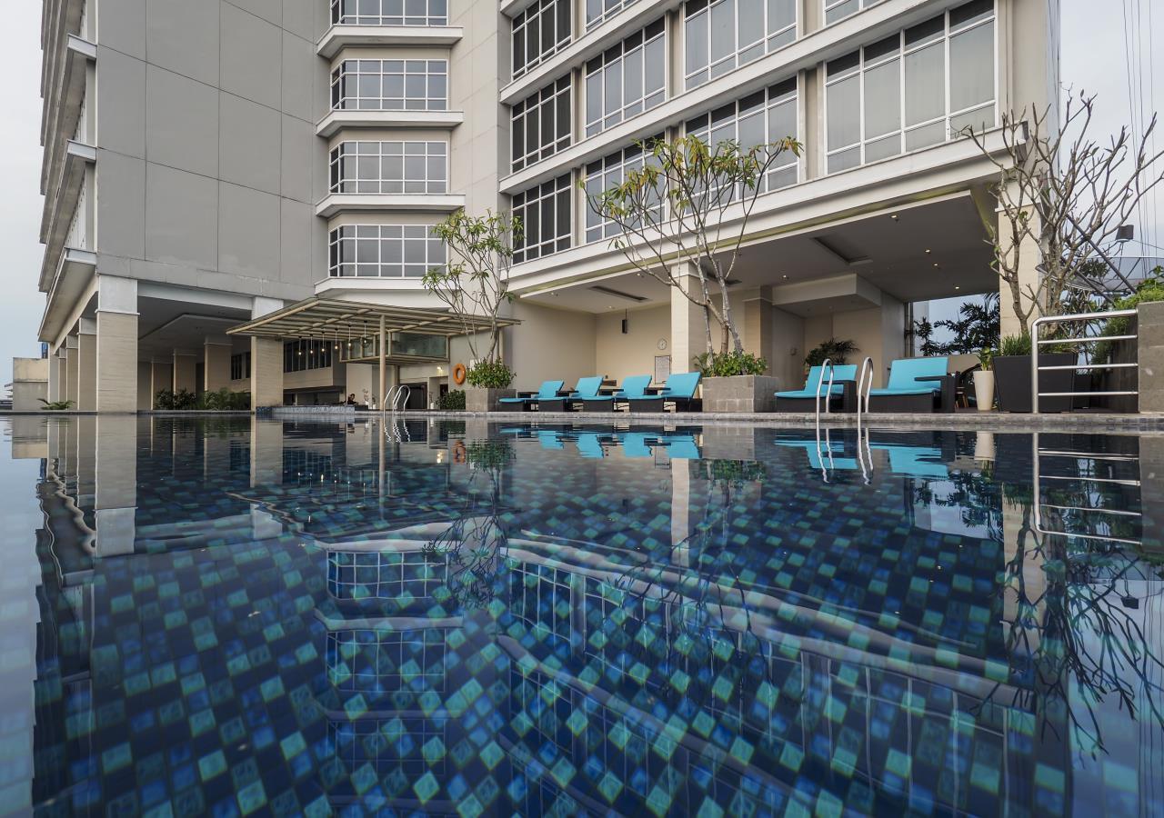 Grand Mercure Solo Baru Exterior photo