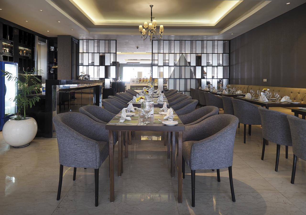 Grand Mercure Solo Baru Exterior photo