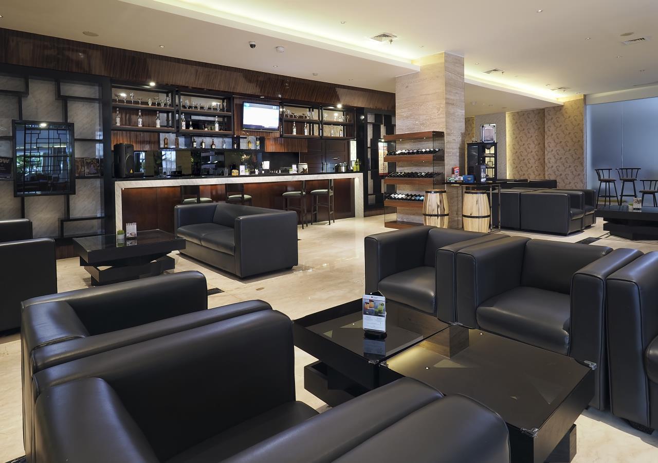 Grand Mercure Solo Baru Exterior photo