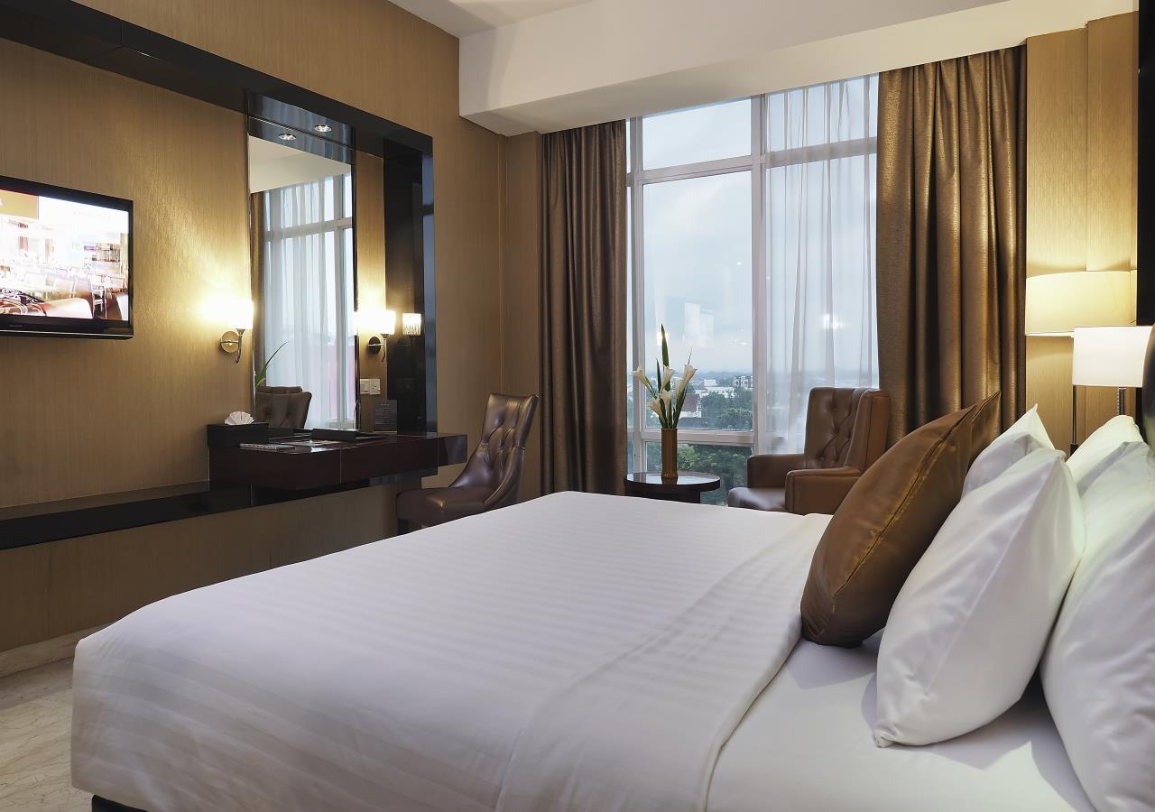 Grand Mercure Solo Baru Exterior photo